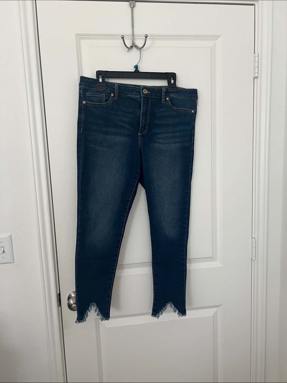 Sophia Vergara jeans.